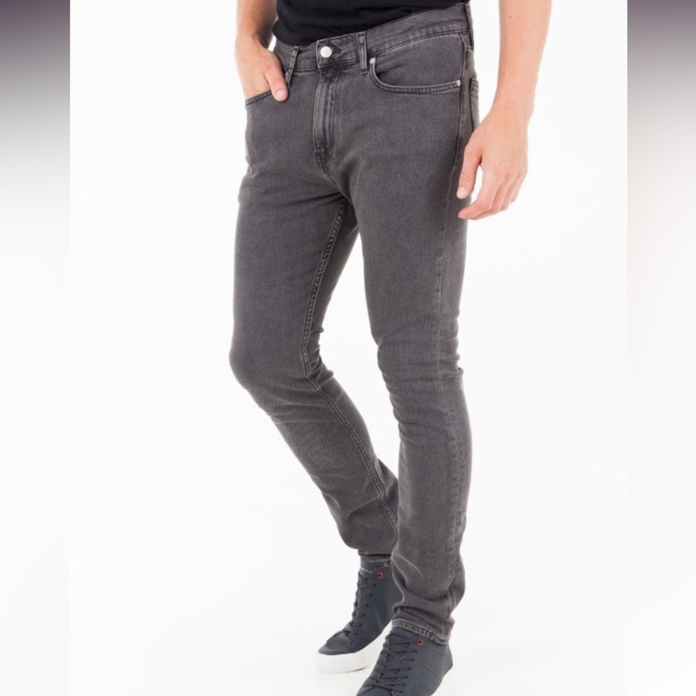 Calvin Klein CKJ016 Skinny Jeans